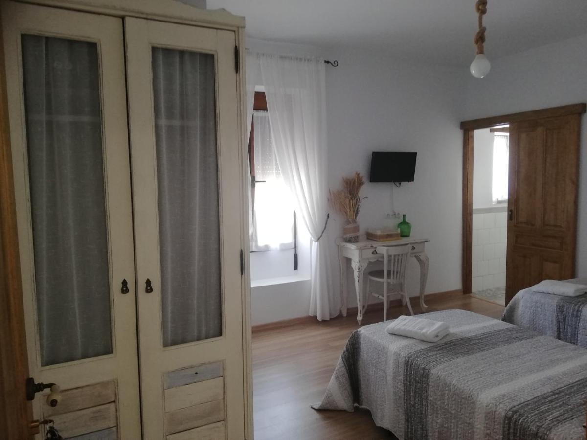 Hostal El Lugar De La Mancha Argamasilla de Alba エクステリア 写真