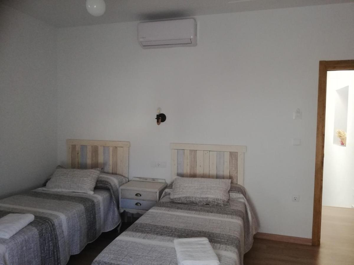 Hostal El Lugar De La Mancha Argamasilla de Alba エクステリア 写真