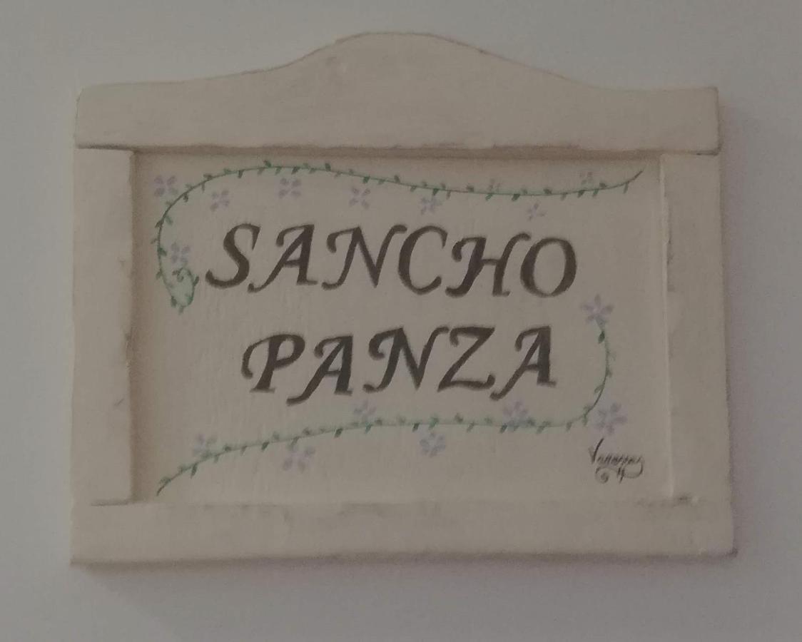 Hostal El Lugar De La Mancha Argamasilla de Alba エクステリア 写真